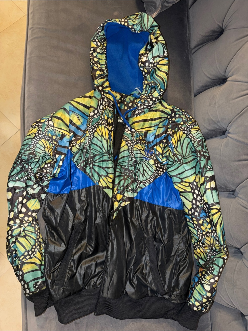 adidas Originals Kids Butterfly-Print Hooded Puffer Jacket in Blue & Green